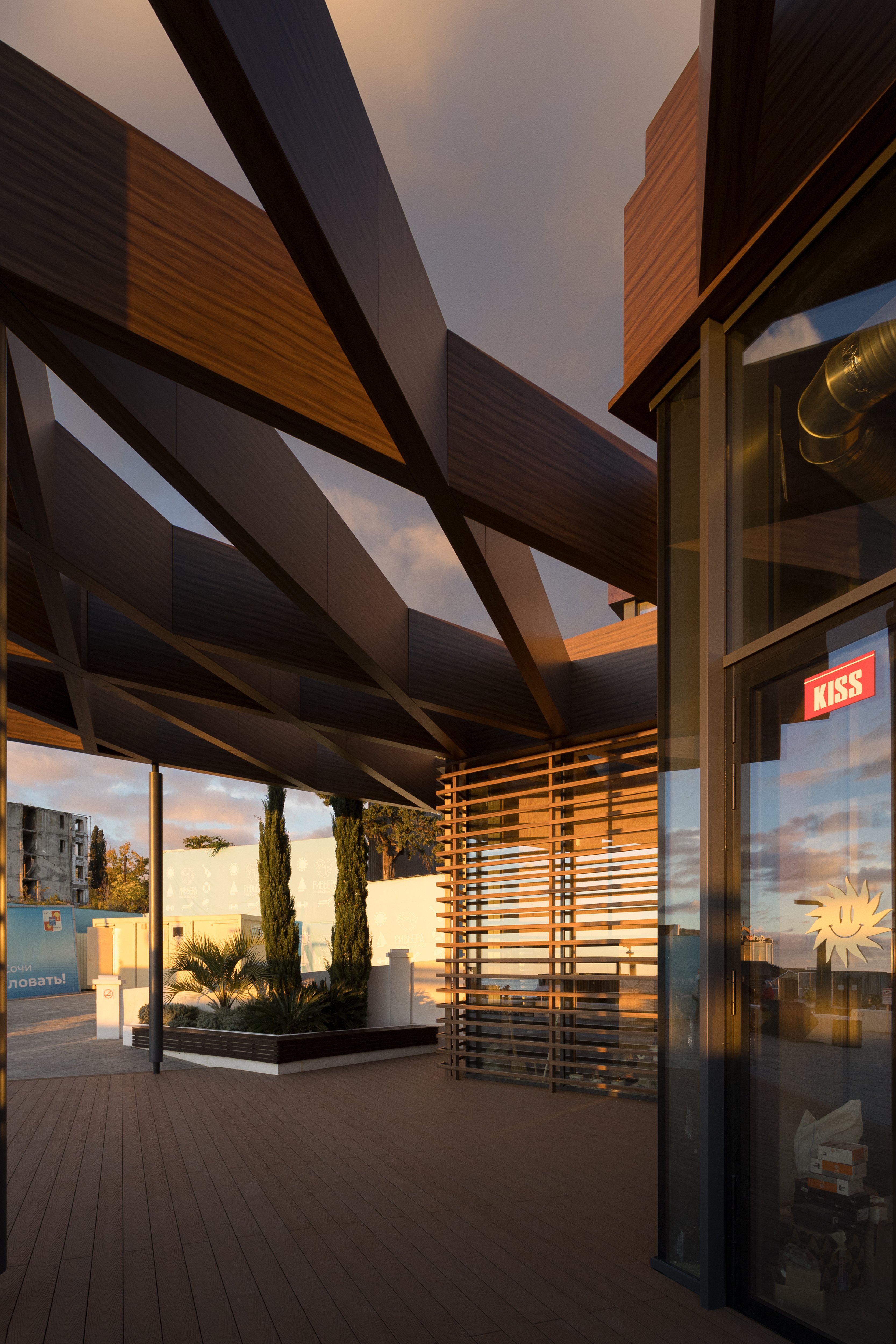 Фото проекта ««Surf Coffee» на Ривьере» — МОА